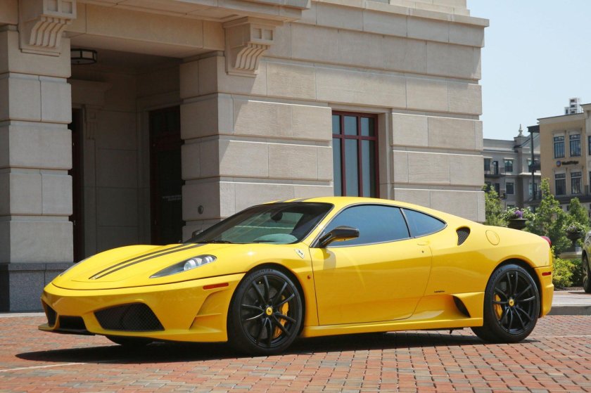 Ferrari f430 желтая