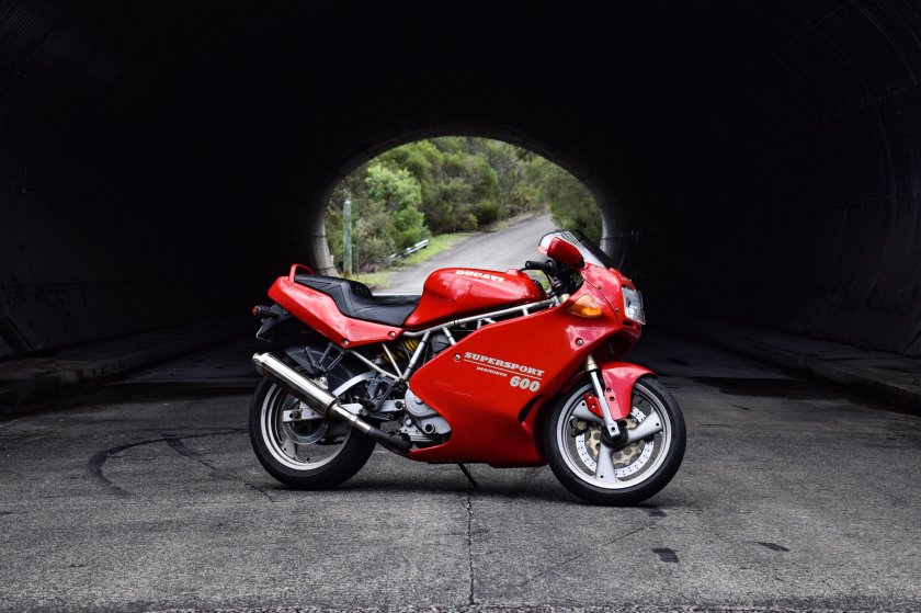 Ducati 600ss