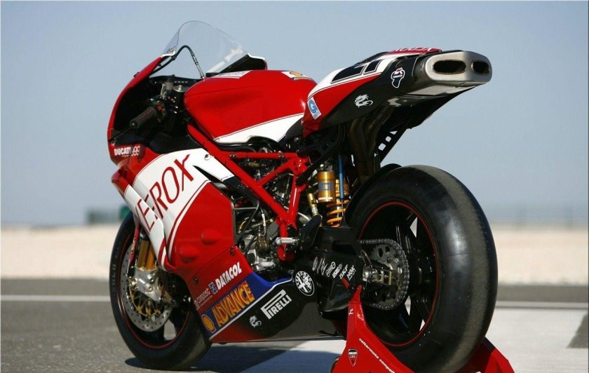 Дукати мотоцикл 999