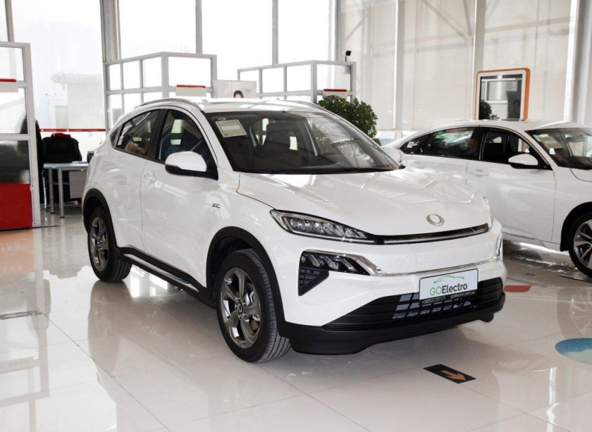 Хонда m-NV 2021