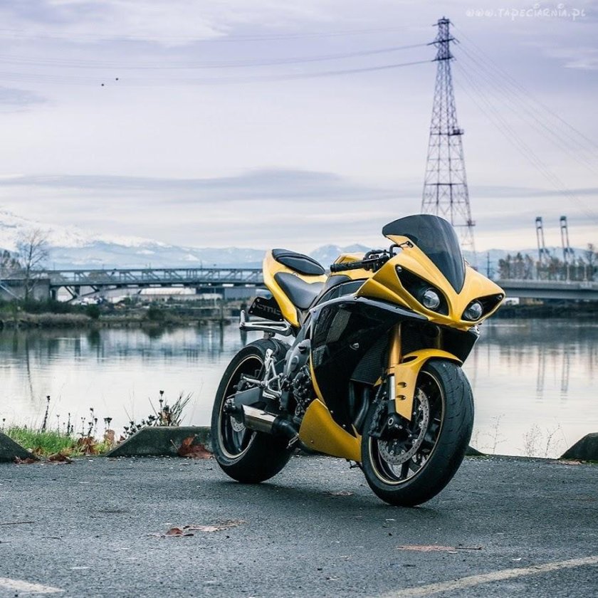 Suzuki GSX R 750 SRAD