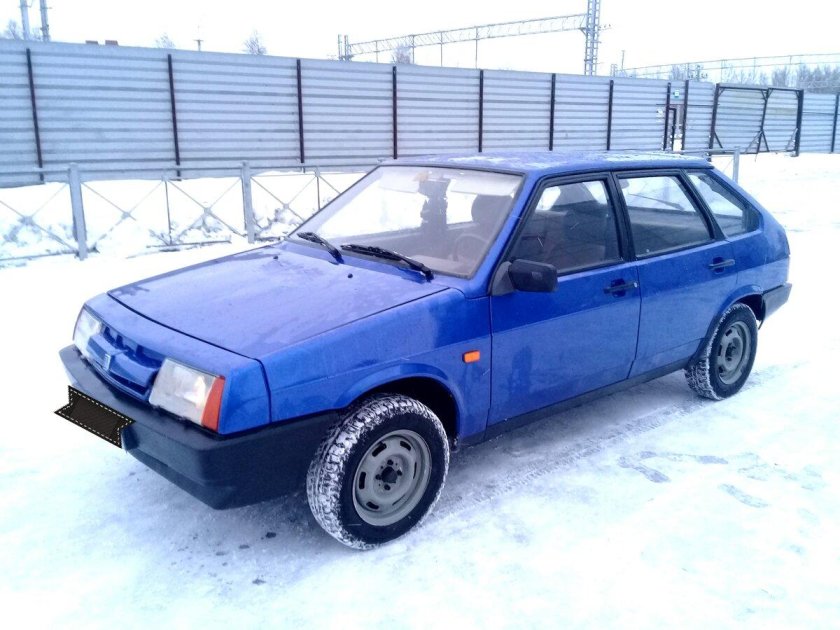 ВАЗ 2109 1989 голубая