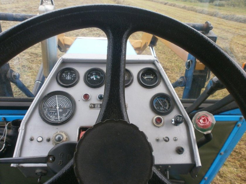 ЛТЗ-60 трактор