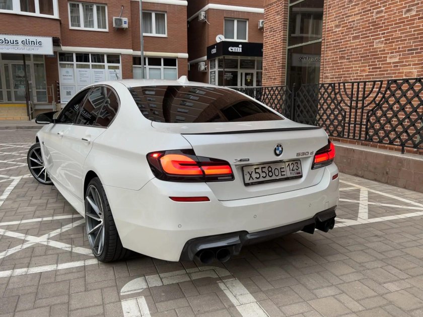 BMW g30