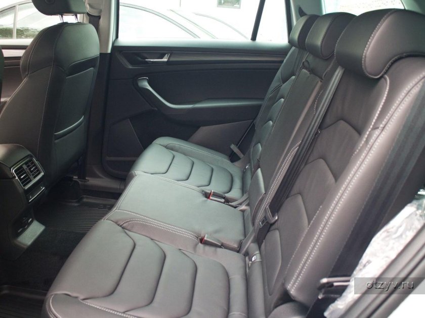 Skoda Kodiak задний ряд сидений