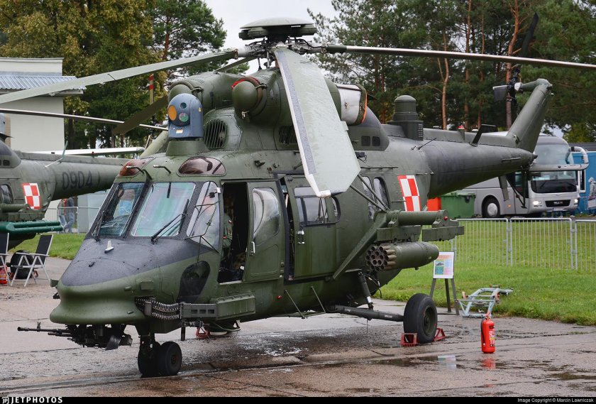 Вертолет PZL W-3 Sokół