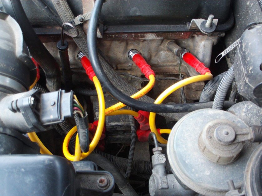 Катушка зажигания Нива Шевроле 2123