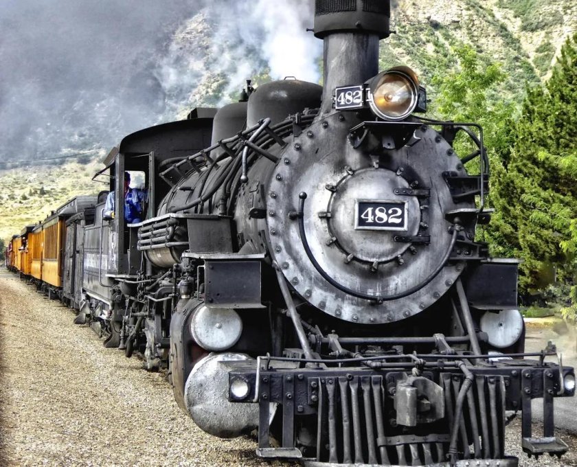 Черный поезд