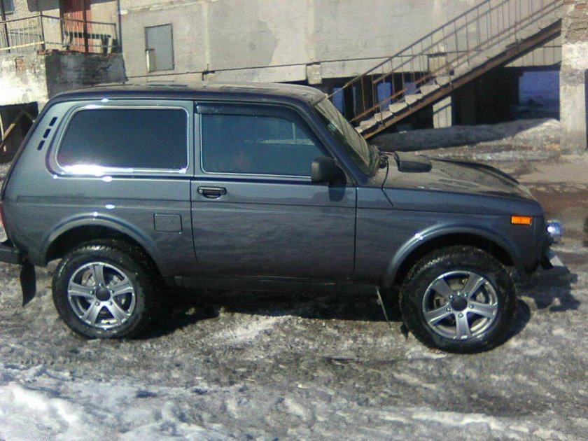 Нива 4 Борнео