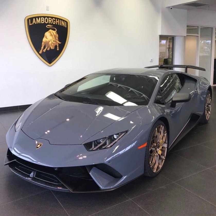 Ламборджини Хуракан