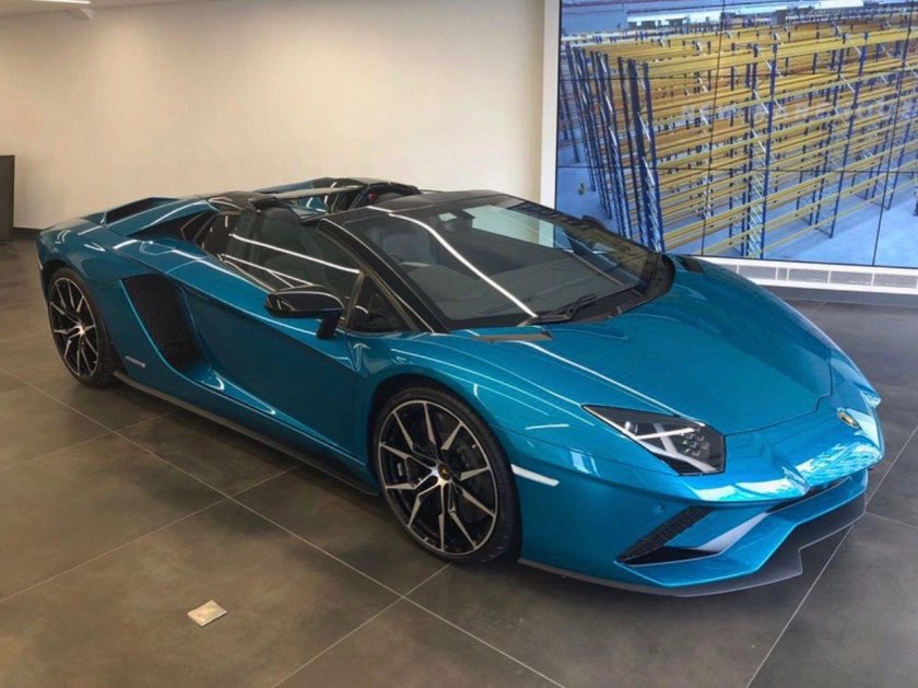 Lamborghini Aventador s