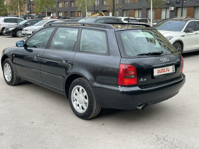 Audi a4 универсал 2000