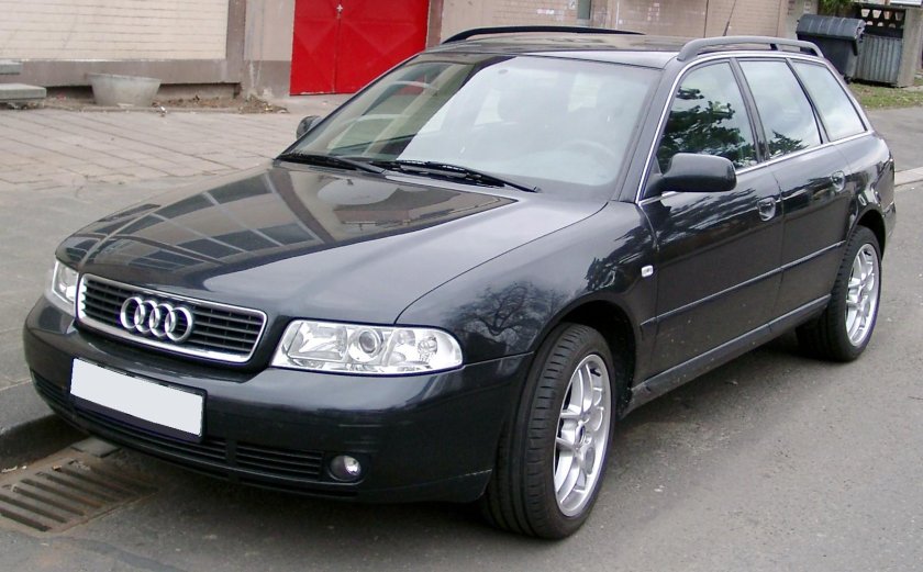 Audi a4 универсал 2000