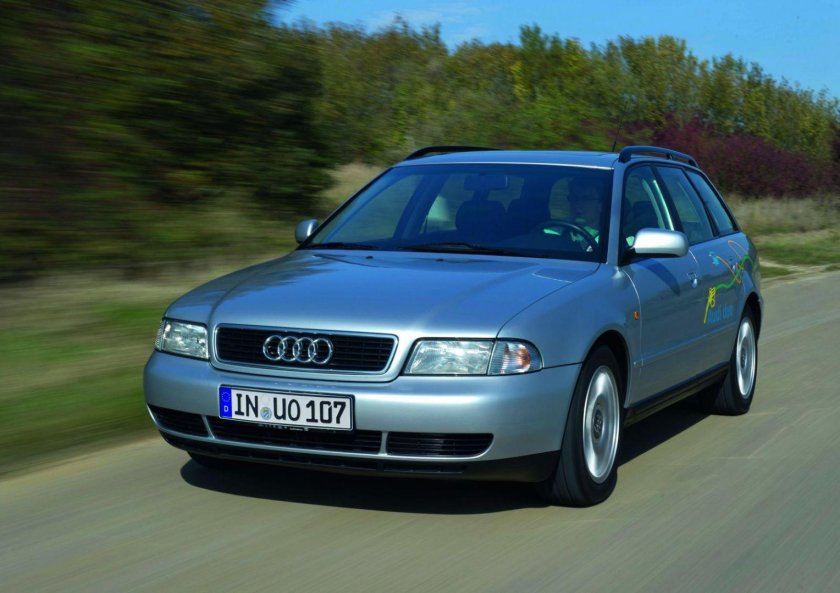 Audi a4 b5 универсал