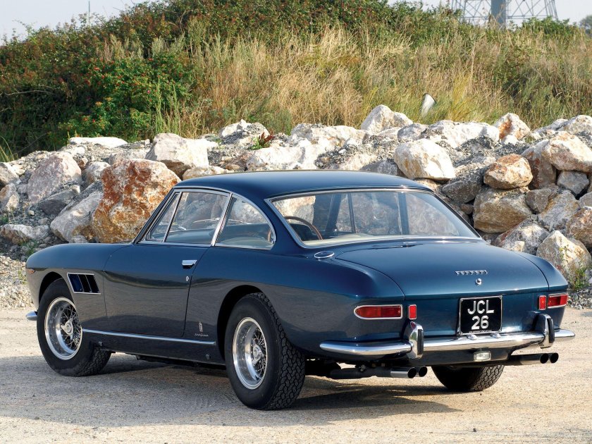 Ferrari 330 gt 2+2