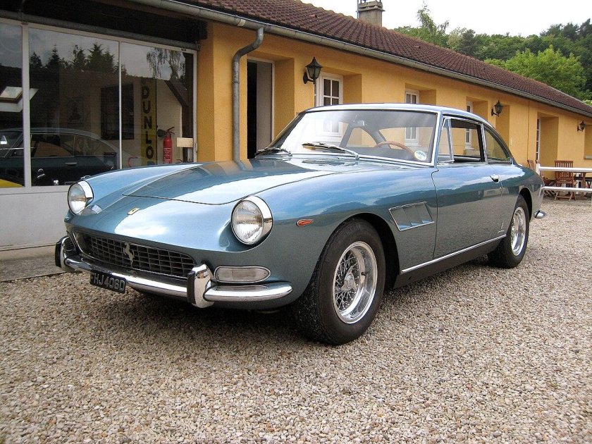 Ferrari 330 gt 2+2