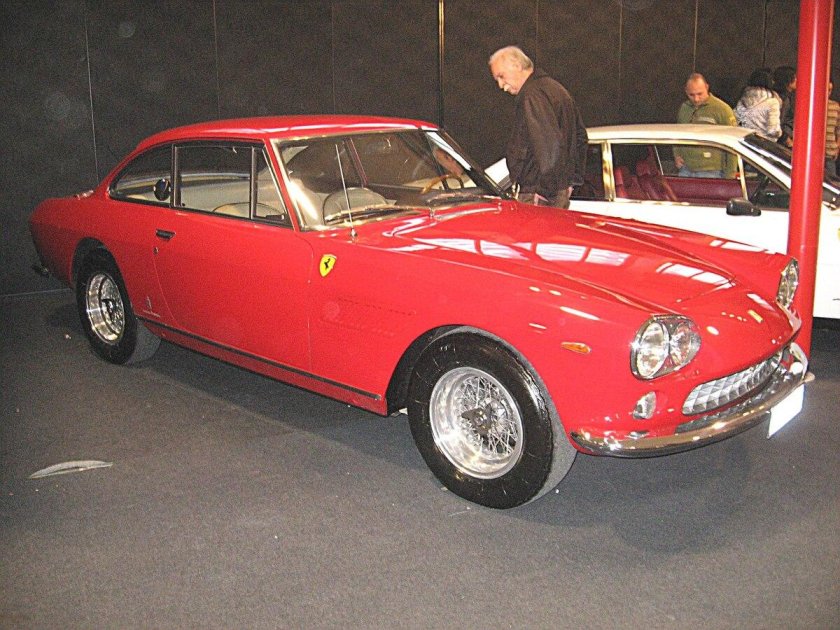 Ferrari 330 gt 2+2