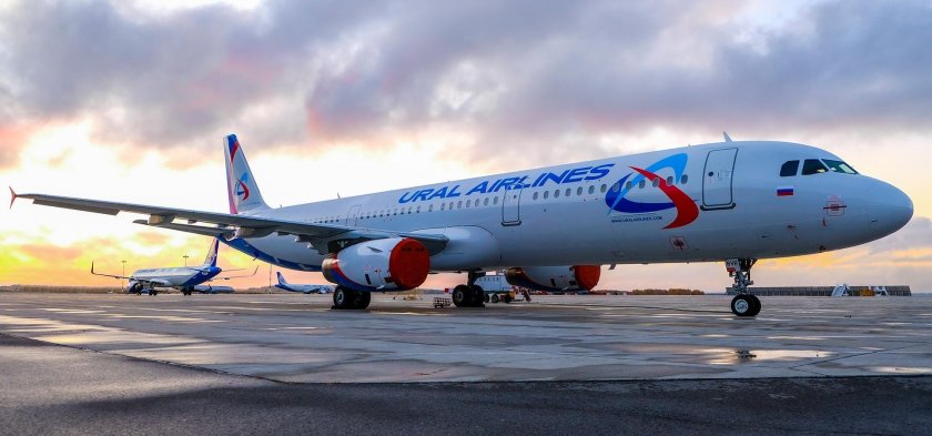 Airbus a321 Уральские авиалинии