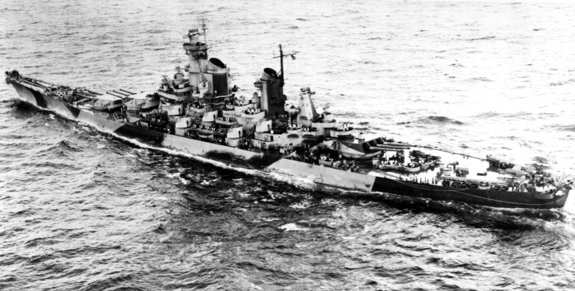 Корабль USS Iowa BB-61