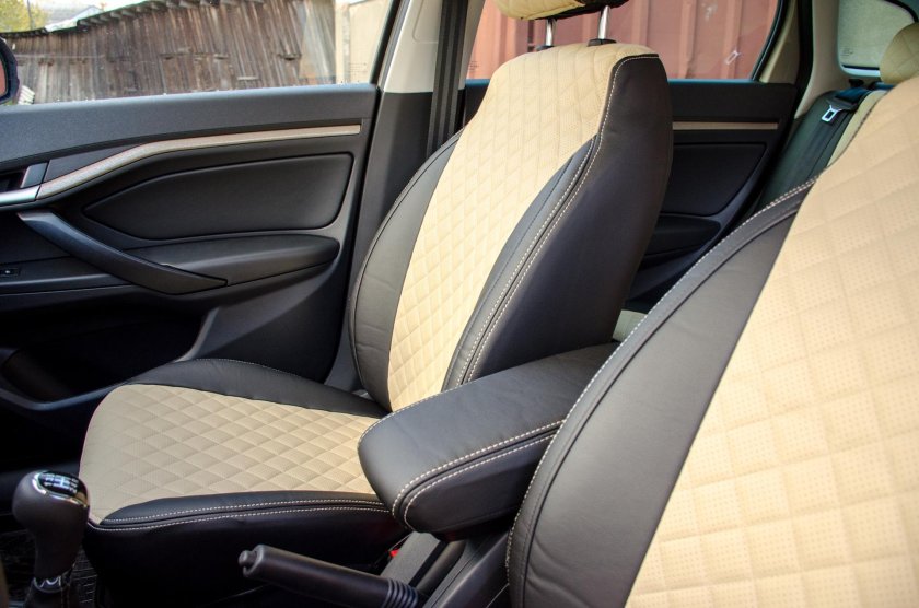 Чехлы Лада Веста беж