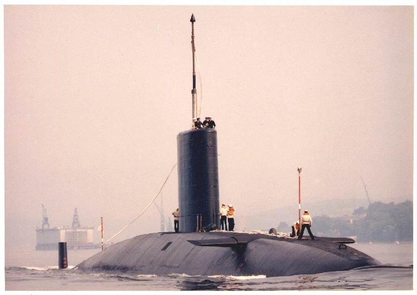 Конкерор подводная лодка