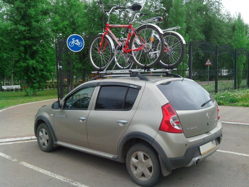 Велобагажник на крышу Логан 2