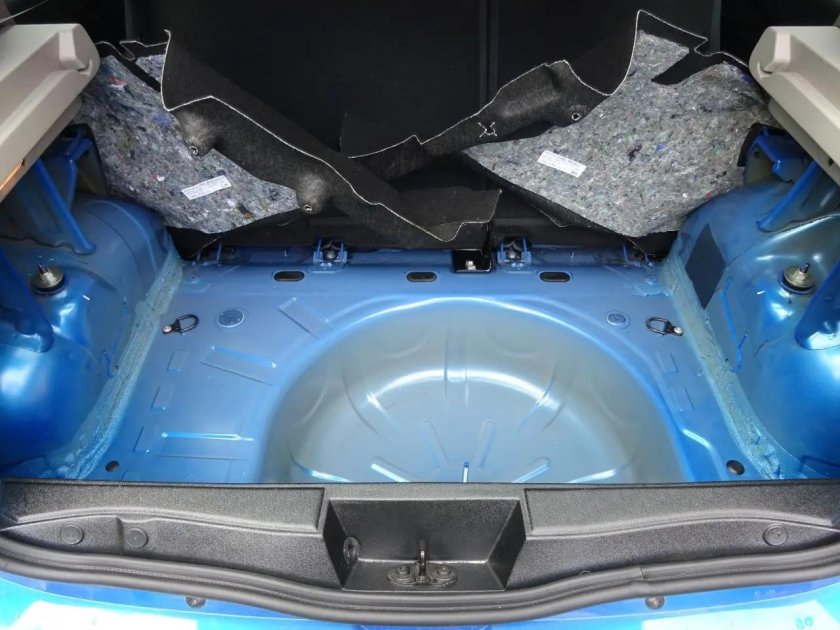 Багажник рено логан 2