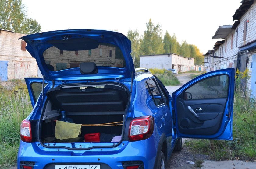 Багажник Рено Сандеро степвей 2