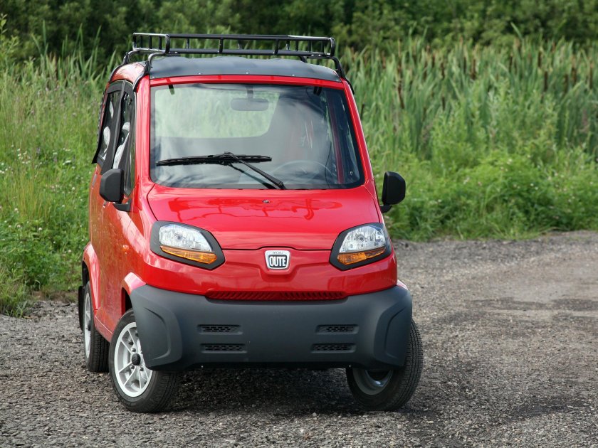 Bajaj Qute