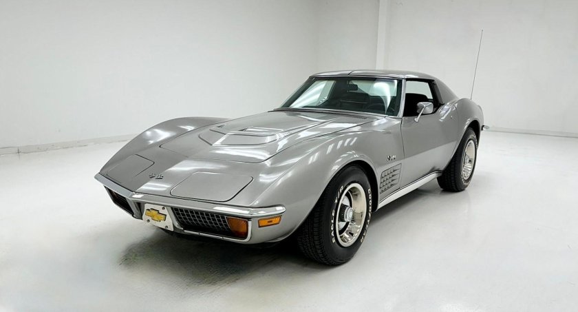 Chevrolet corvette 1973