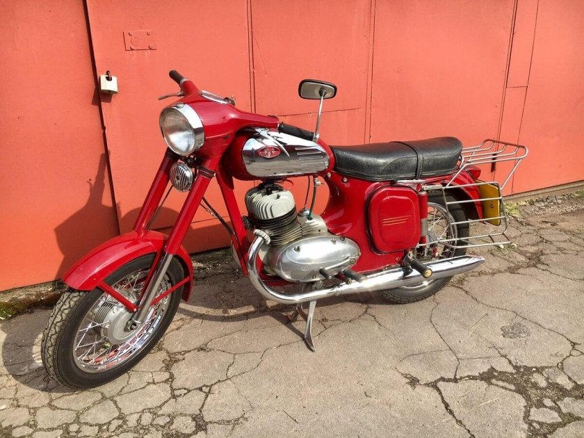 Мотоцикл Ява 350 360