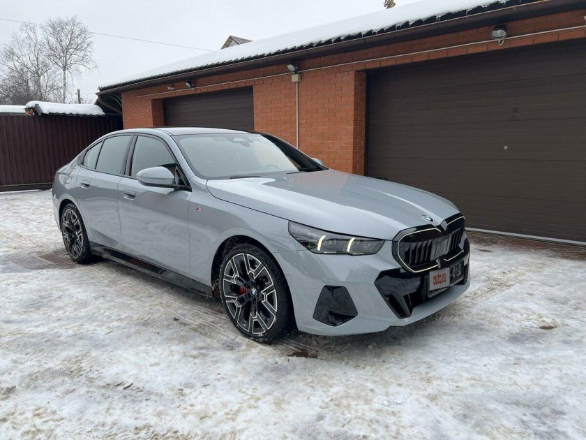 Бмв 5 серии 2023