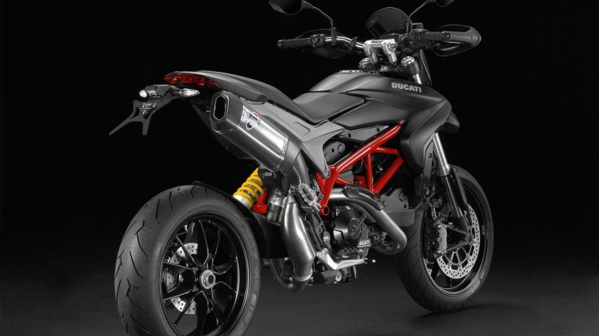 Ducati Hypermotard 821