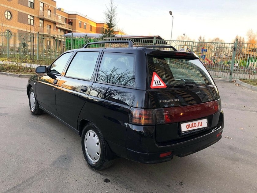 ВАЗ 2111 универсал черный