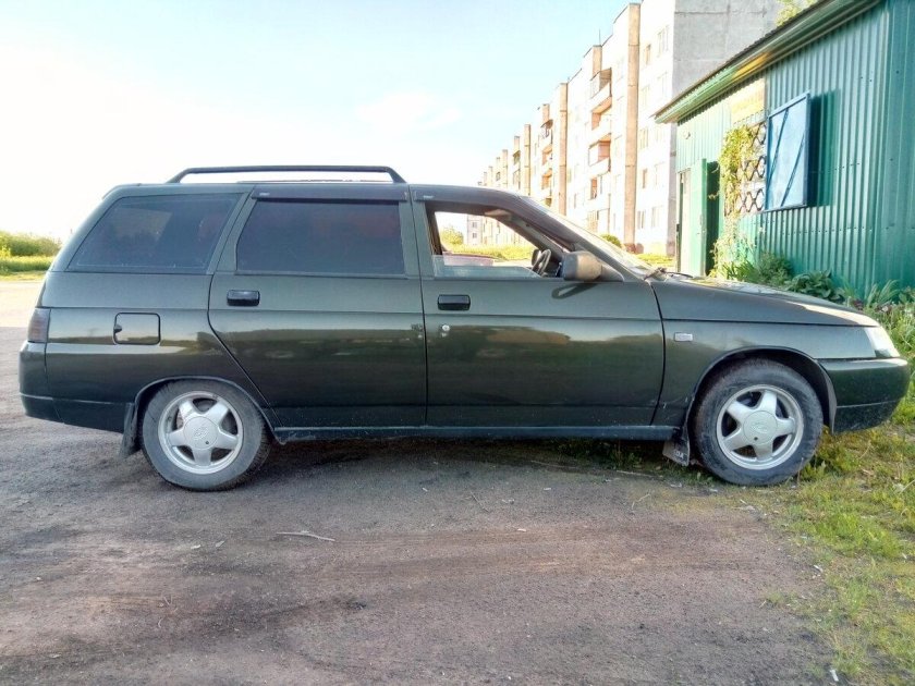 ВАЗ 2111