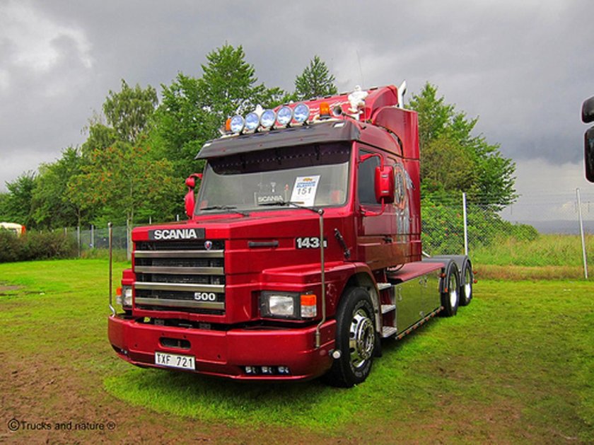 Scania t143