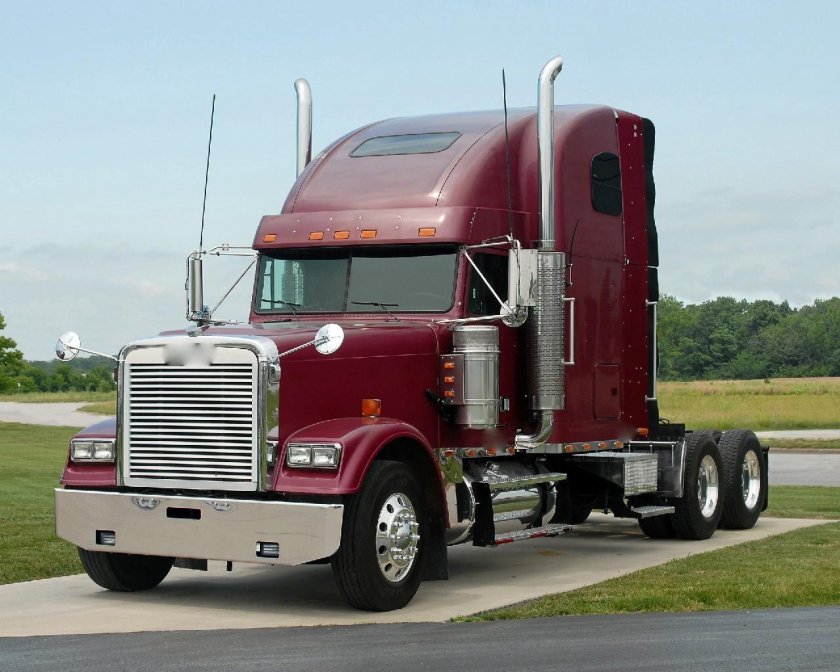 Американский грузовик Фредлайнер