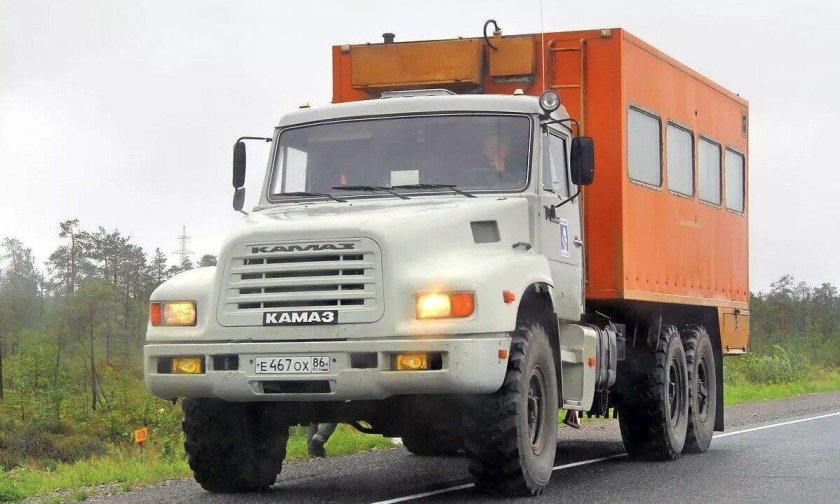 КАМАЗ 4355 самосвал