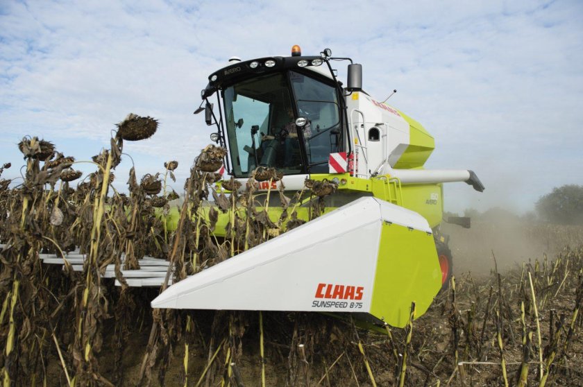 Комбайн CLAAS Avero 240 / 160