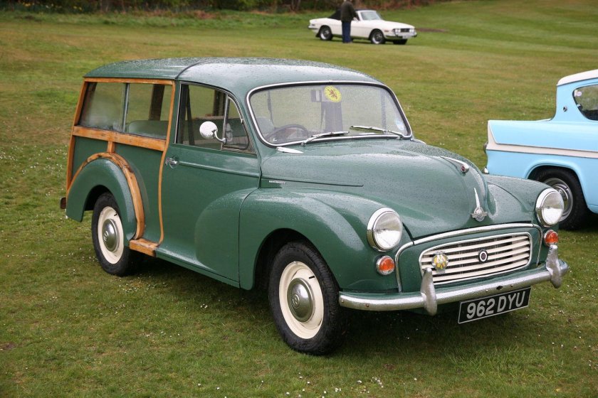 Morris minor series ii traveler 1953