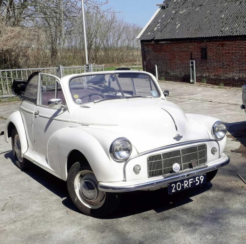 Morris minor tourer