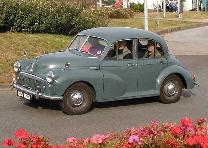 Автомобиль Morris Minor