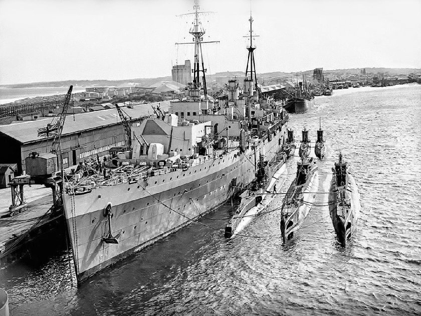 Плавбаза 1886 проекта Иван Кучеренко