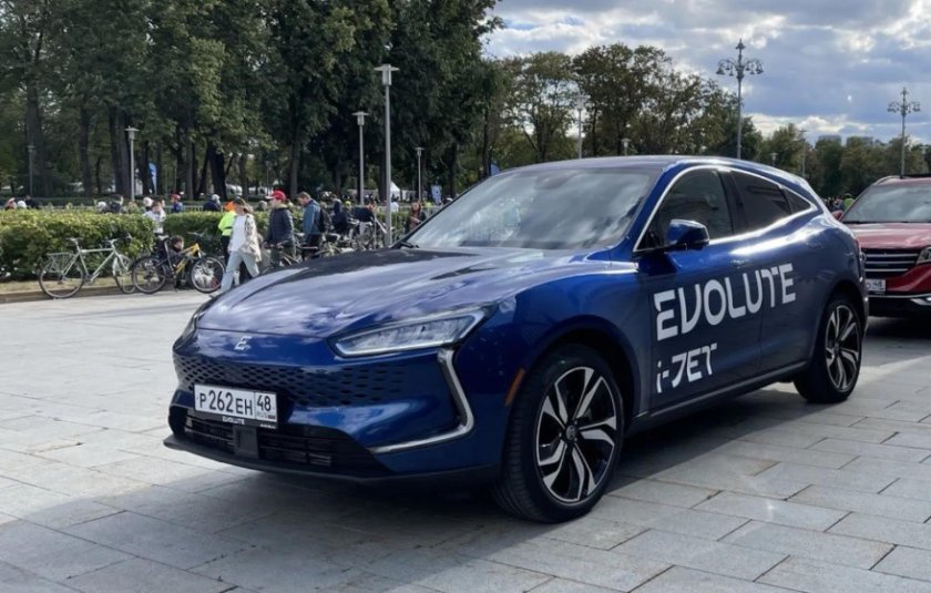 Evolute электромобиль i Jet