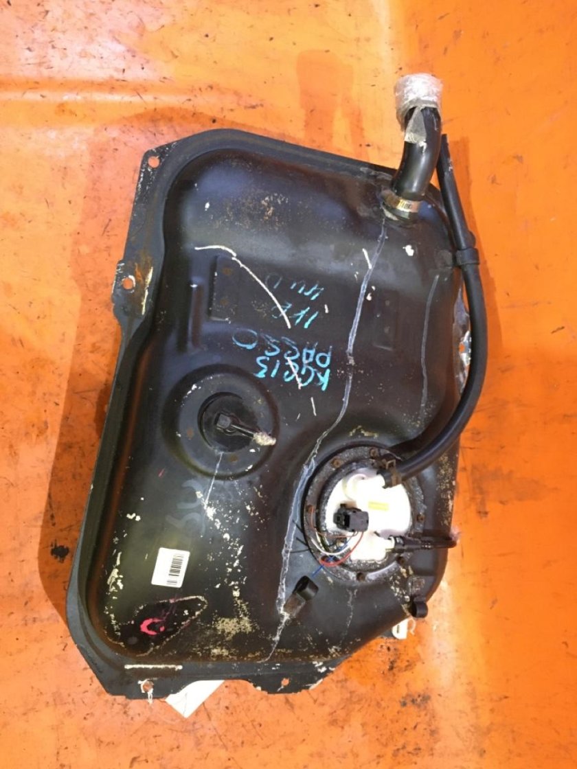 Бензобак Тойота альфард