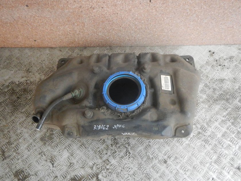 Бак топливный Toyota Yaris