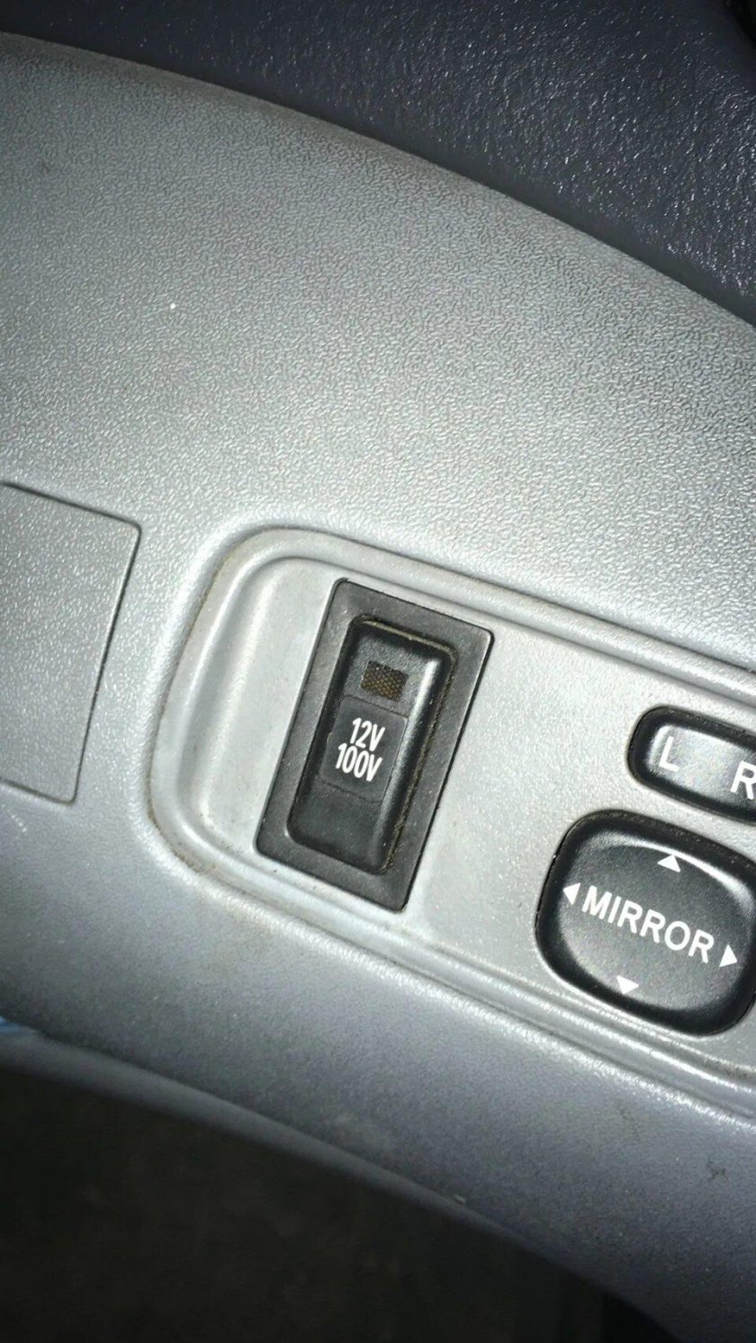 Кнопки Toyota Vitz