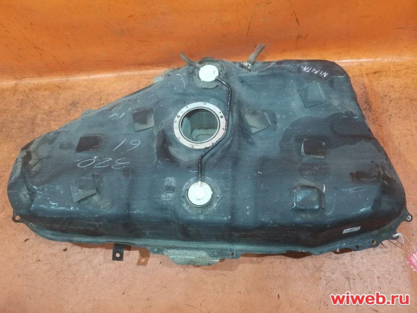 77001-47090 Топливный бак Тойота
