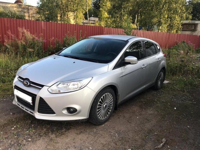 Форд фокус 3 хэтчбек серебристый