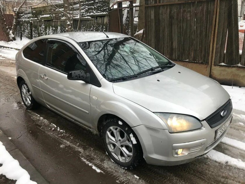 Ford Focus 2006 хэтчбек
